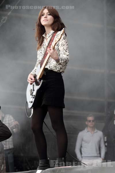 BLOOD RED SHOES - 2014-08-24 - SAINT CLOUD - Domaine National - Grande Scene - 